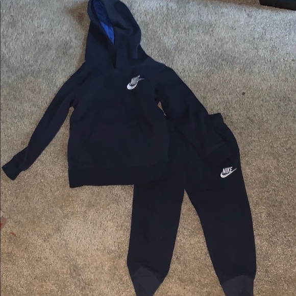 nike jogger outfit